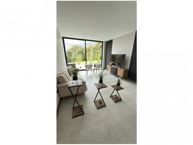 Casa de 4 alcobas en venta en Vía Las Palmas, Envigado, 380 m² · foto 11 de 13