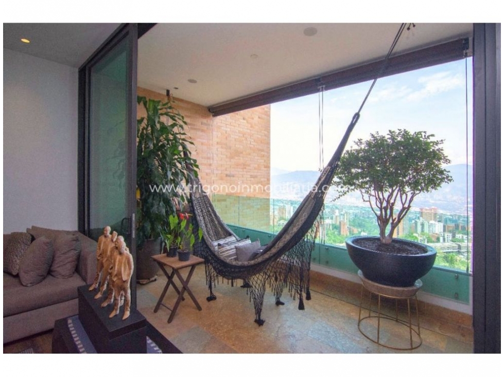 Apartamento en venta en El Poblado, Medellín · foto 11 de 23