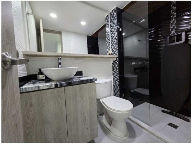 Apartamento de 3 alcobas en venta en Las Lomas, Medellín, 124 m² · foto 5 de 14
