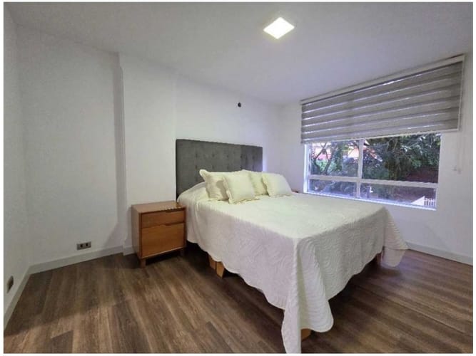 Apartamento de 3 alcobas en venta en Las Lomas, Medellín, 124 m² · foto 9 de 14