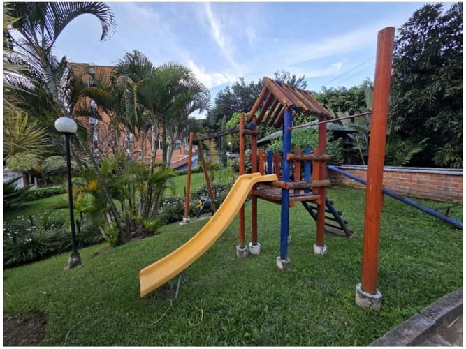 Apartamento de 3 alcobas en venta en Las Lomas, Medellín, 124 m² · foto 14 de 14