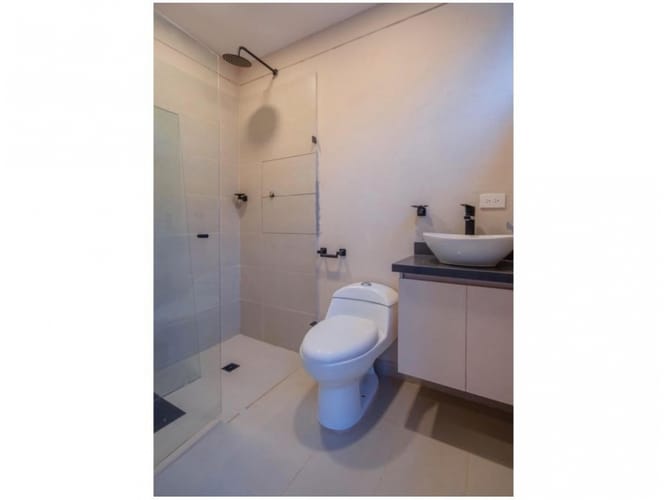 Casa de 3 alcobas en venta en Sajonia, Rionegro, 235 m² · foto 19 de 22