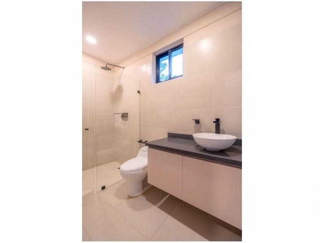 Casa de 3 alcobas en venta en Sajonia, Rionegro, 235 m² · foto 21 de 22