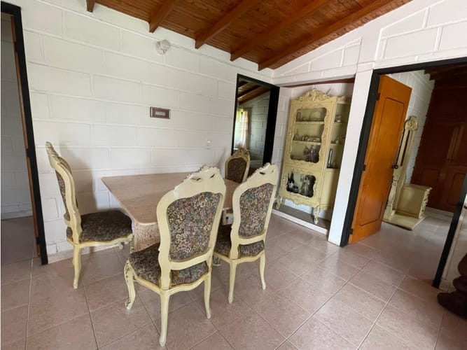 Finca en venta en Actividad Multiple, Copacabana, 180 m² · foto 7 de 24