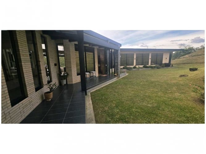 Casa de 3 alcobas en venta en Vía Las Palmas, Envigado, 417 m² · foto 4 de 24