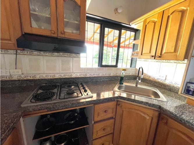 Finca en venta en Actividad Multiple, Copacabana, 180 m² · foto 11 de 24