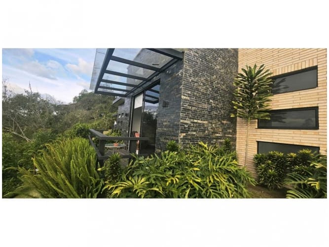 Casa de 3 alcobas en venta en Vía Las Palmas, Envigado, 417 m² · foto 9 de 24