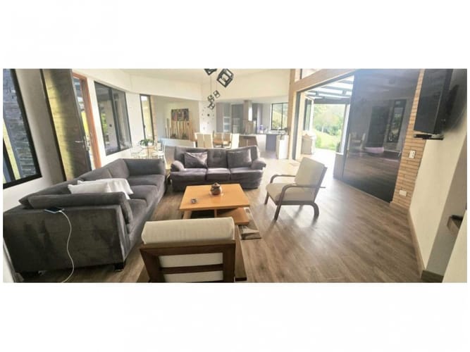 Casa de 3 alcobas en venta en Vía Las Palmas, Envigado, 417 m² · foto 11 de 24
