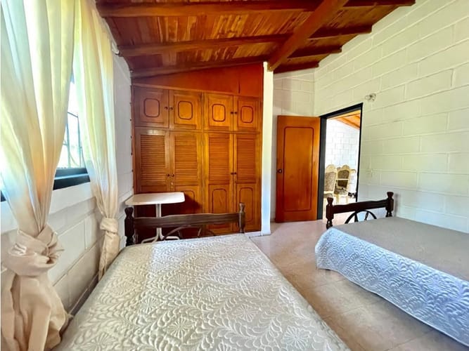Finca en venta en Actividad Multiple, Copacabana, 180 m² · foto 16 de 24