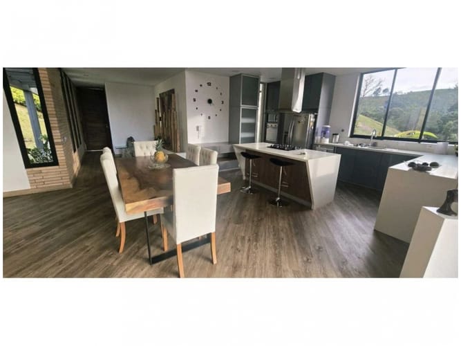 Casa de 3 alcobas en venta en Vía Las Palmas, Envigado, 417 m² · foto 13 de 24