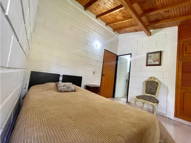 Finca en venta en Actividad Multiple, Copacabana, 180 m² · foto 17 de 24