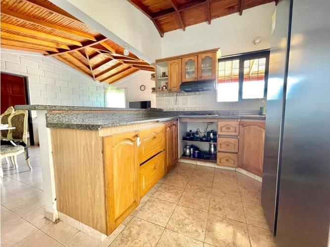 Finca en venta en Actividad Multiple, Copacabana, 180 m² · foto 20 de 24