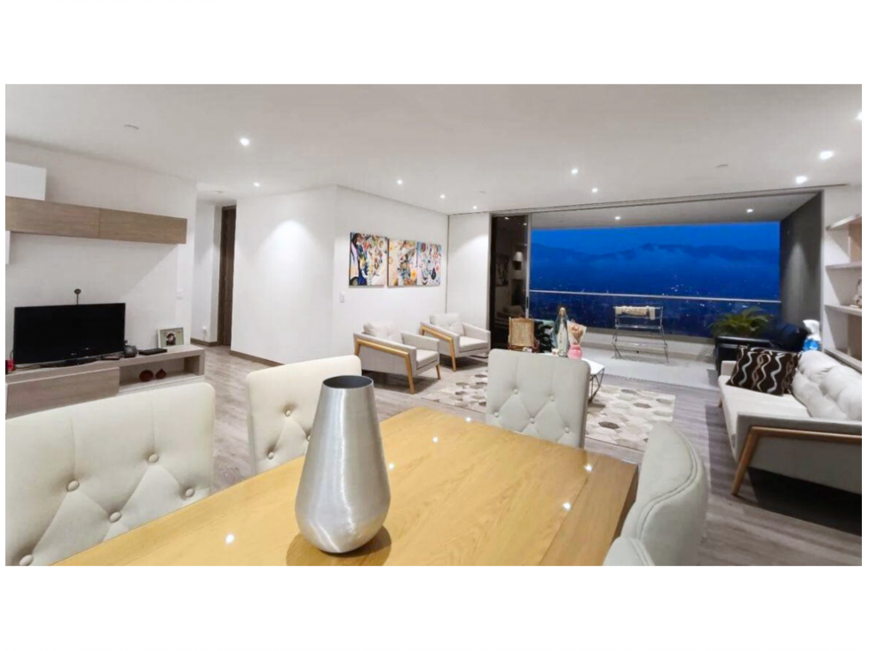 Apartamento en venta en Loma Benedictinos, Medellín · foto 11 de 19