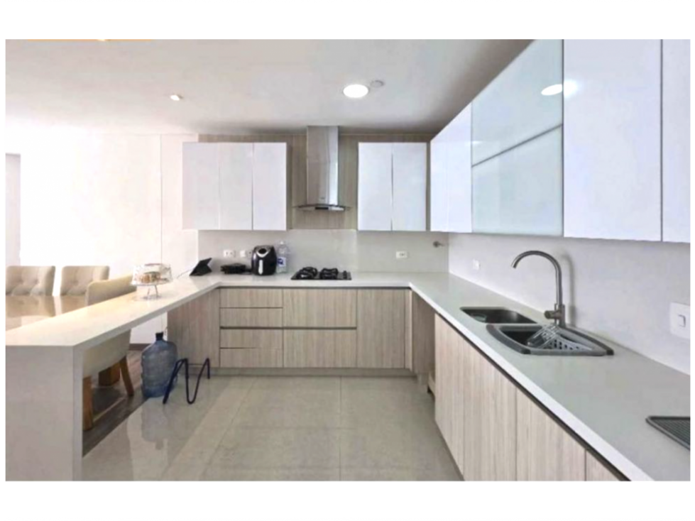 Apartamento en venta en Loma Benedictinos, Medellín · foto 14 de 19