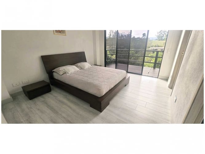 Casa de 3 alcobas en venta en Vía Las Palmas, Envigado, 417 m² · foto 22 de 24