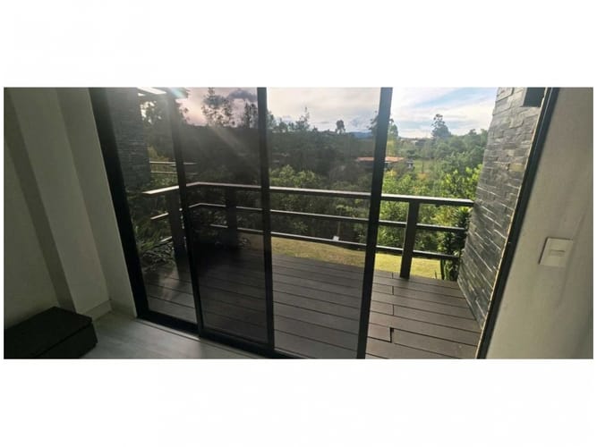 Casa de 3 alcobas en venta en Vía Las Palmas, Envigado, 417 m² · foto 23 de 24
