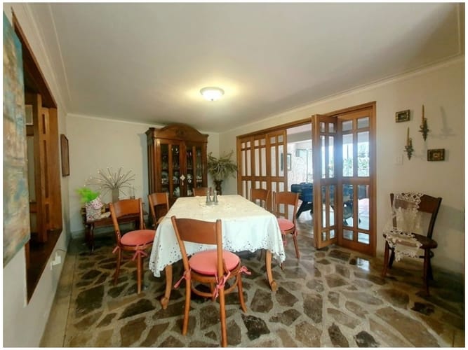 Casa de 4 alcobas en venta en Laureles, Medellín, 450 m² · foto 6 de 21