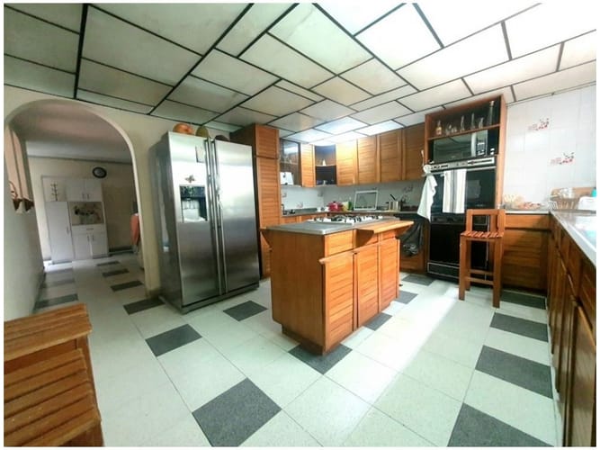 Casa de 4 alcobas en venta en Laureles, Medellín, 450 m² · foto 7 de 21