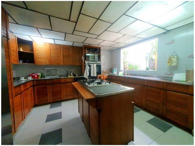 Casa de 4 alcobas en venta en Laureles, Medellín, 450 m² · foto 8 de 21