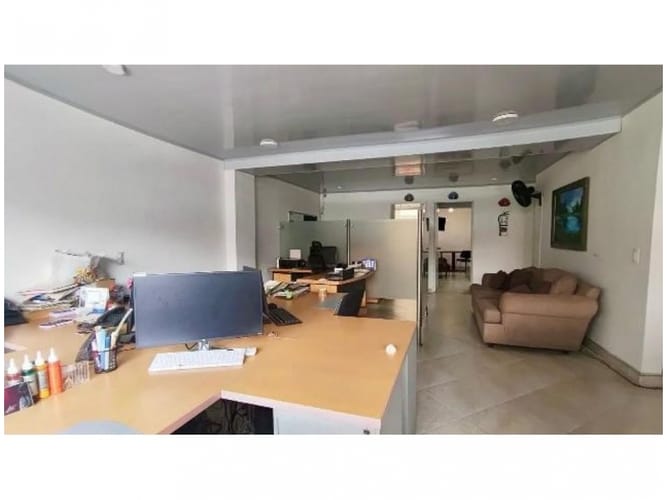 Bodega en venta en San Joaquin, Medellín, 581 m² · foto 10 de 21