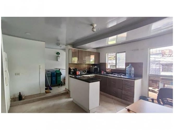 Bodega en venta en San Joaquin, Medellín, 581 m² · foto 11 de 21