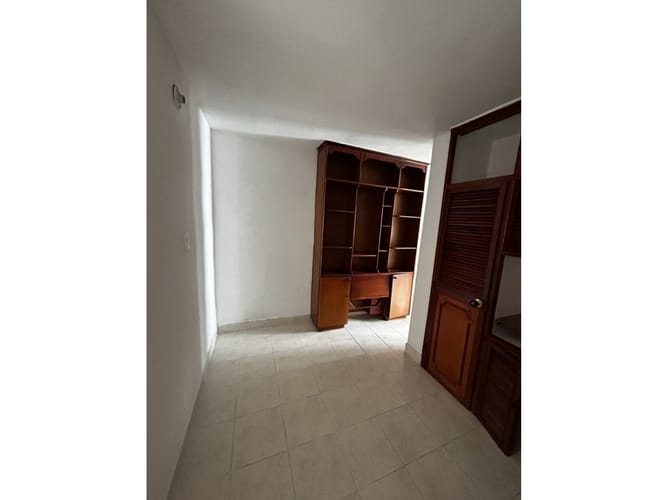 Casa de 5 alcobas en venta en Belén Altavista, Medellín, 214 m² · foto 7 de 13
