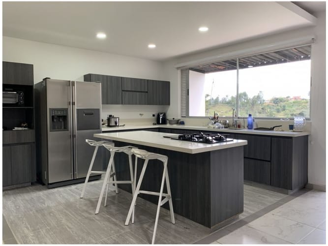 Casa de 4 alcobas en venta en Abreo, Rionegro, 427 m² · foto 12 de 23