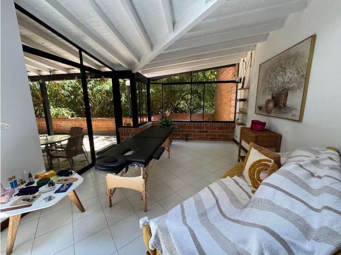 Apartamento de 4 alcobas en venta en El Poblado, Medellín, 321 m² · foto 6 de 17