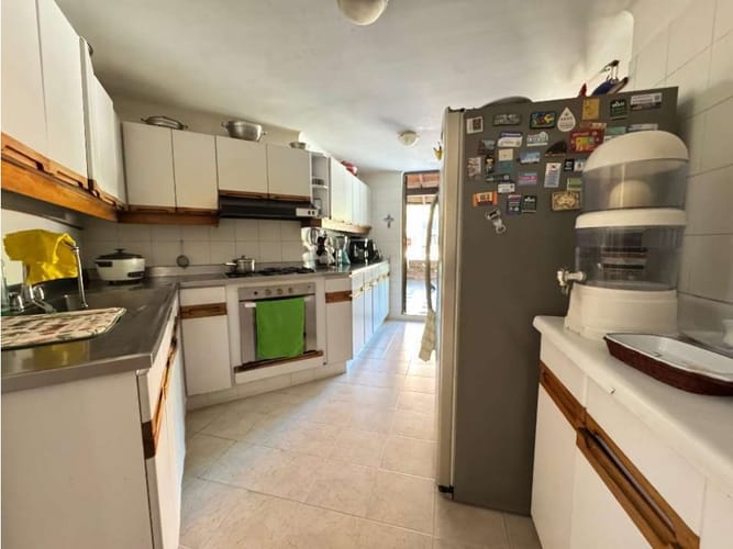 Apartamento de 4 alcobas en venta en El Poblado, Medellín, 321 m² · foto 11 de 17