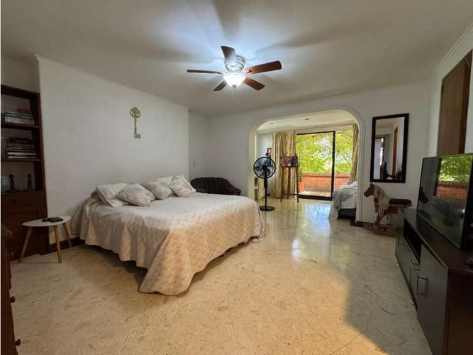 Apartamento de 4 alcobas en venta en El Poblado, Medellín, 321 m² · foto 13 de 17