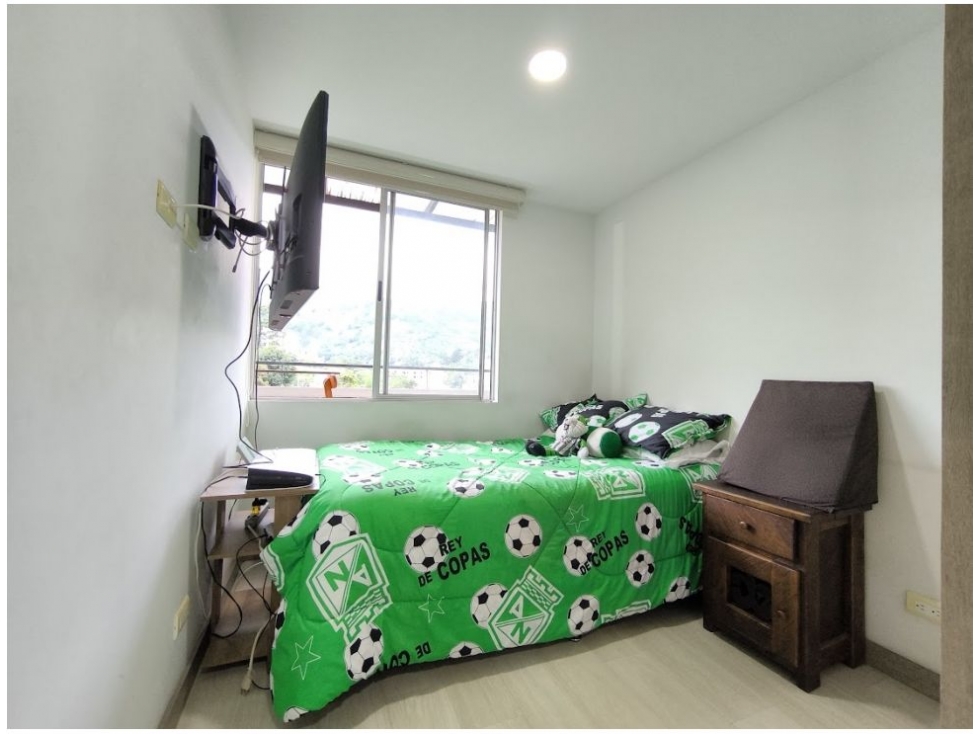 Apartamento en venta en El Chingui, Envigado · foto 8 de 9