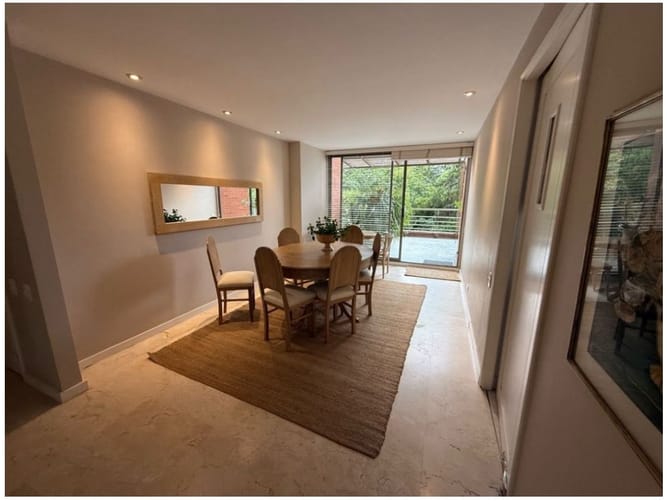 Apartamento de 3 alcobas en venta en Los Naranjos, Medellín, 280 m² · foto 6 de 20