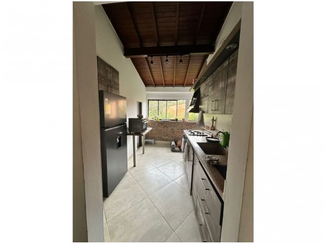 Apartamento de 4 alcobas en venta en Carlos E Restrepo, Medellín, 115 m² · foto 2 de 16