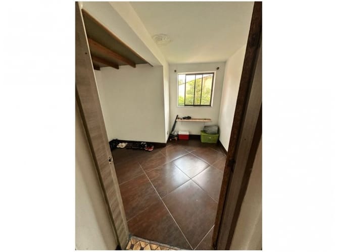 Apartamento de 4 alcobas en venta en Carlos E Restrepo, Medellín, 115 m² · foto 4 de 16