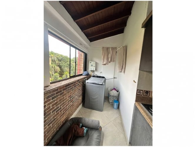 Apartamento de 4 alcobas en venta en Carlos E Restrepo, Medellín, 115 m² · foto 6 de 16