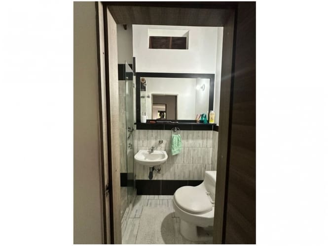 Apartamento de 4 alcobas en venta en Carlos E Restrepo, Medellín, 115 m² · foto 11 de 16
