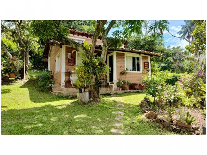 Casa de 4 alcobas en venta en Actividad Multiple, Copacabana, 594 m² · foto 4 de 24