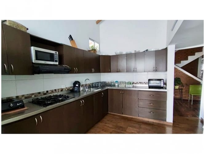 Casa de 4 alcobas en venta en Actividad Multiple, Copacabana, 594 m² · foto 16 de 24