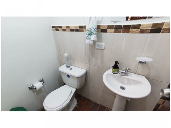Casa de 4 alcobas en venta en Actividad Multiple, Copacabana, 594 m² · foto 18 de 24
