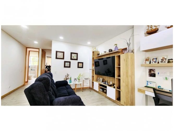 Casa de 4 alcobas en venta en Loma Del Esmeraldal, Envigado, 500 m² · foto 9 de 19