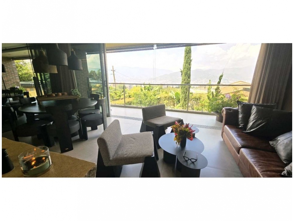 Apartamento en venta en Montessori, Medellín · foto 2 de 24