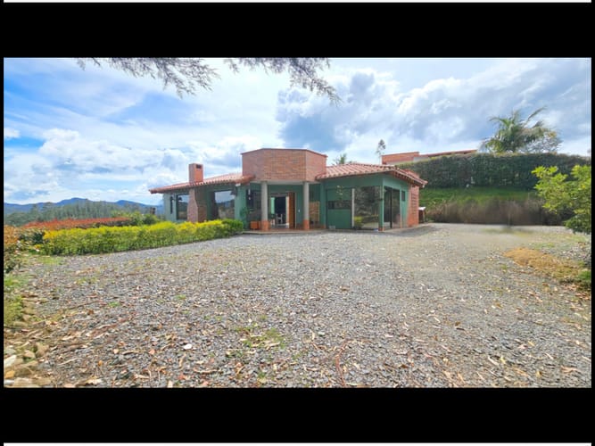 Casa de 4 alcobas en venta en Pantanillo, El Retiro, 180 m² · foto 3 de 24