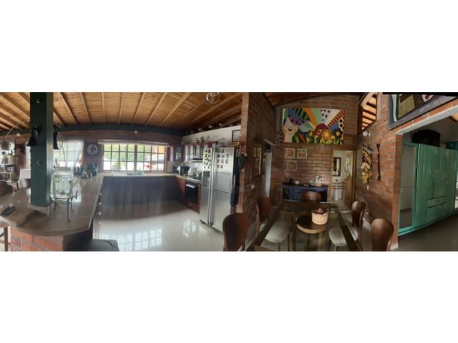 Casa de 4 alcobas en venta en Guarne, 150 m² · foto 2 de 24