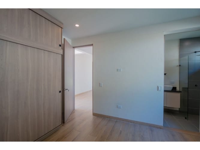 Casa de 3 alcobas en venta en El Cerro, La Ceja, 160 m² · foto 12 de 16