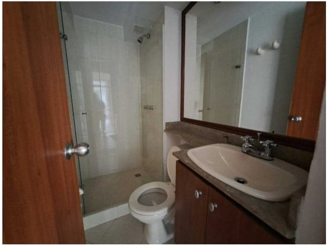 Casa de 4 alcobas en venta en Castropol, Medellín, 175 m² · foto 2 de 24