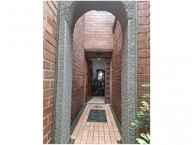 Casa de 4 alcobas en venta en Castropol, Medellín, 175 m² · foto 3 de 24