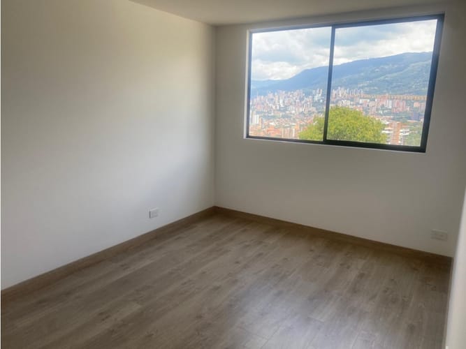 Apartamento en venta en La Cuenca, Envigado · foto 5 de 15