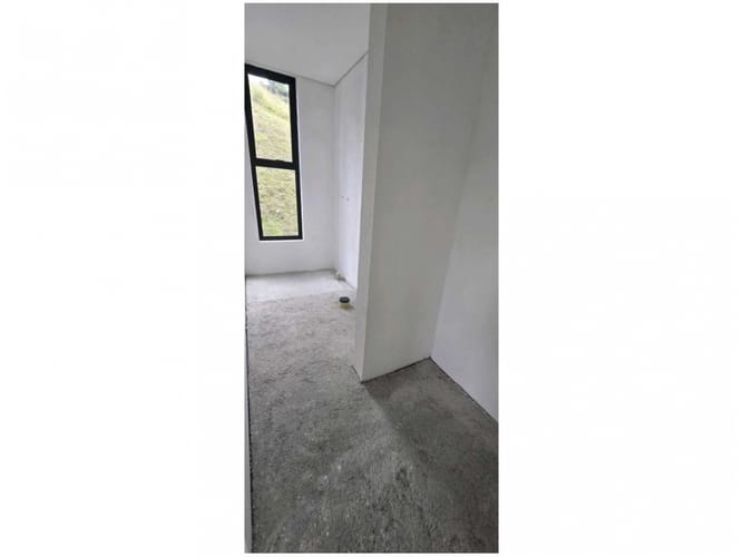 Casa de 3 alcobas en venta en Loma Del Escobero, Envigado, 275 m² · foto 14 de 14