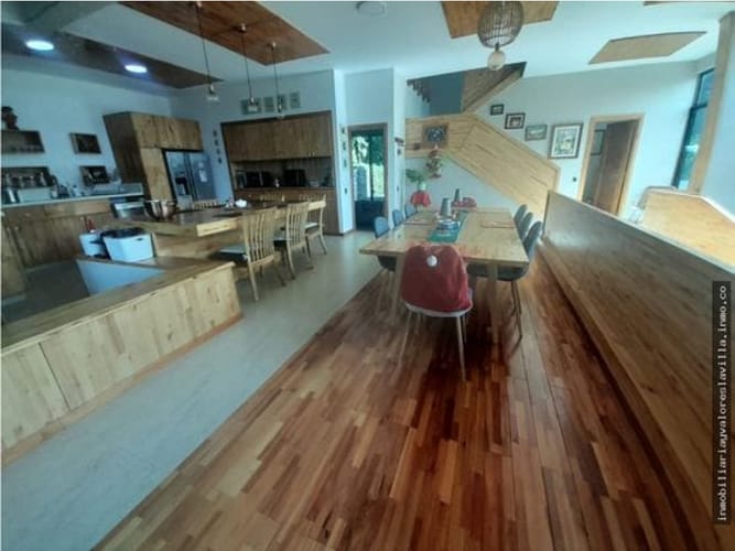 Casa de 4 alcobas en venta en Loma Del Esmeraldal, Envigado, 380 m² · foto 3 de 23