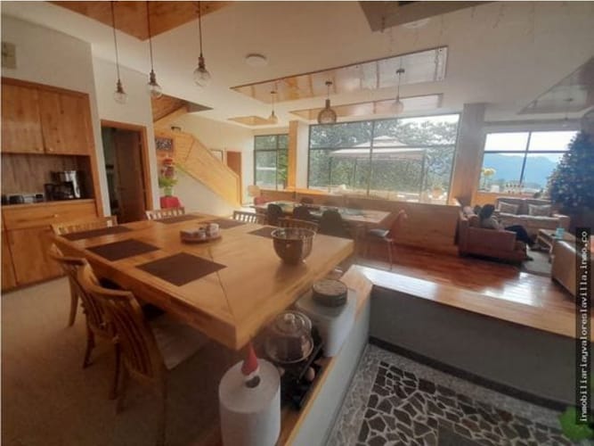 Casa de 4 alcobas en venta en Loma Del Esmeraldal, Envigado, 380 m² · foto 8 de 23